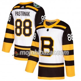 Dresovi Boston Bruins David Pastrnak 88 2019 Winter Classic Adidas Bijela Authentic - Muške